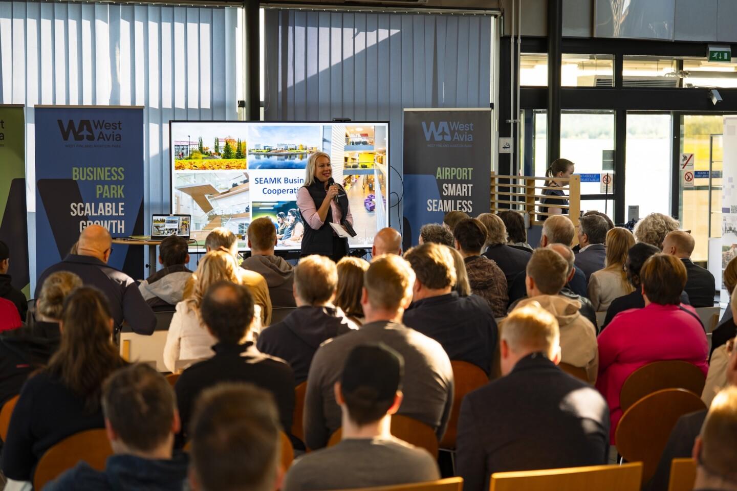 Collaboration in action: West Avia Lab Day connected technology, research and industry